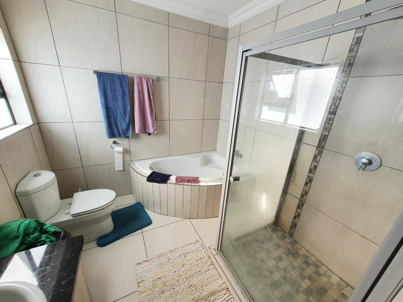 3 Bedroom Property for Sale in Magalieskruin Gauteng