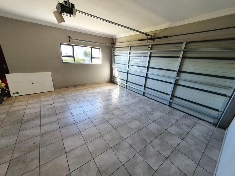 3 Bedroom Property for Sale in Magalieskruin Gauteng