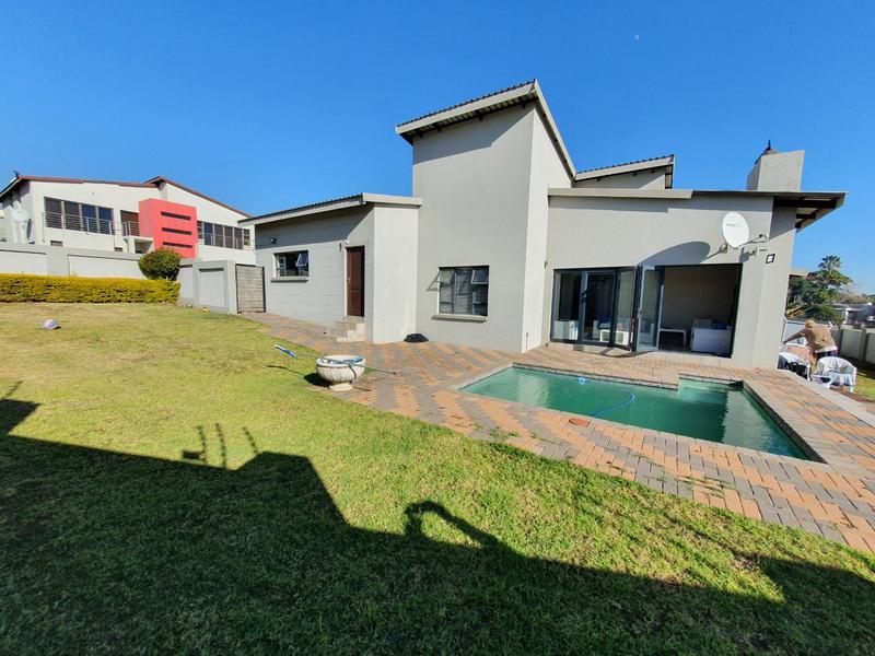 3 Bedroom Property for Sale in Magalieskruin Gauteng