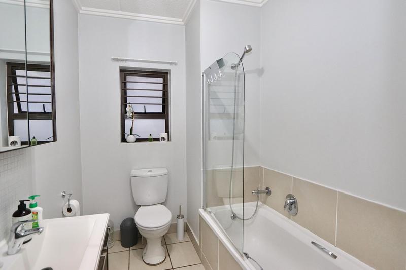 To Let 2 Bedroom Property for Rent in Bryanston Gauteng