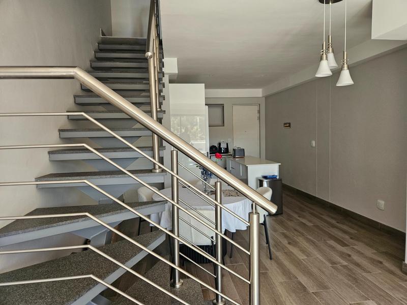 2 Bedroom Property for Sale in Ashlea Gardens Gauteng