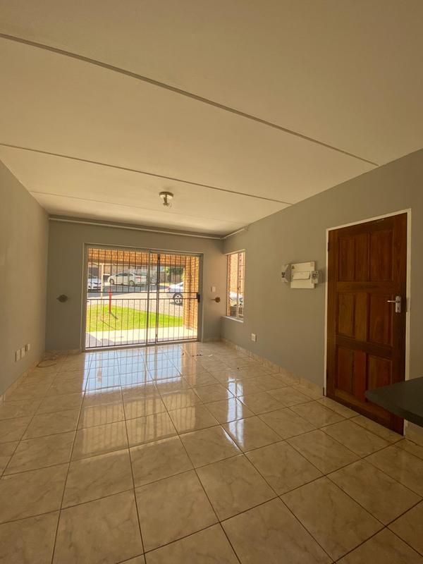 To Let 2 Bedroom Property for Rent in Halfway Gardens Gauteng