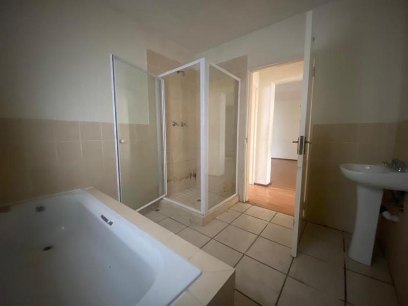 To Let 2 Bedroom Property for Rent in Vorna Valley Gauteng