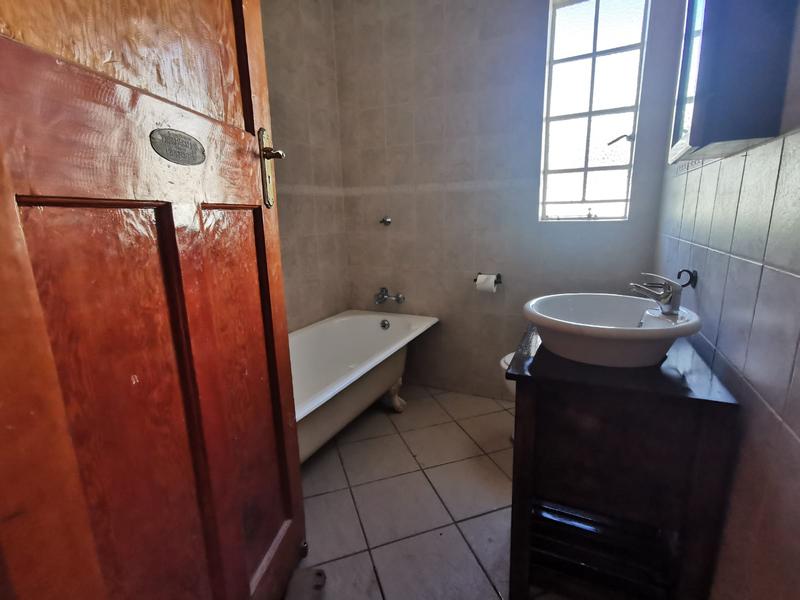 To Let 2 Bedroom Property for Rent in Strubenvale Gauteng