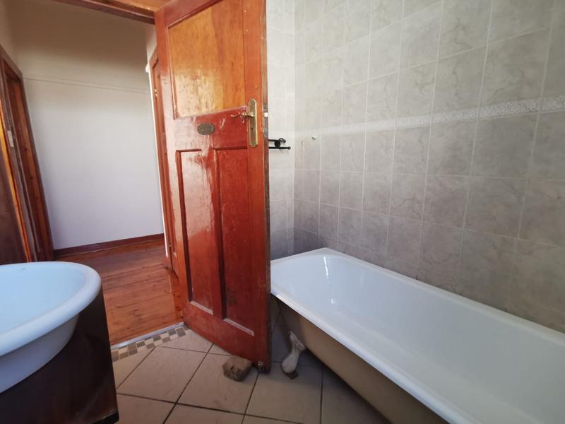 To Let 2 Bedroom Property for Rent in Strubenvale Gauteng