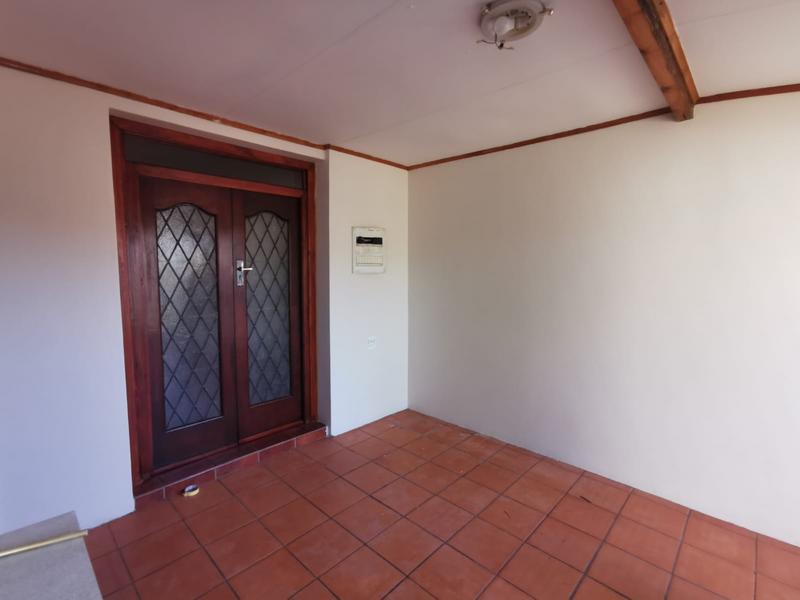 To Let 2 Bedroom Property for Rent in Strubenvale Gauteng