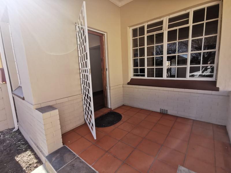 To Let 2 Bedroom Property for Rent in Strubenvale Gauteng