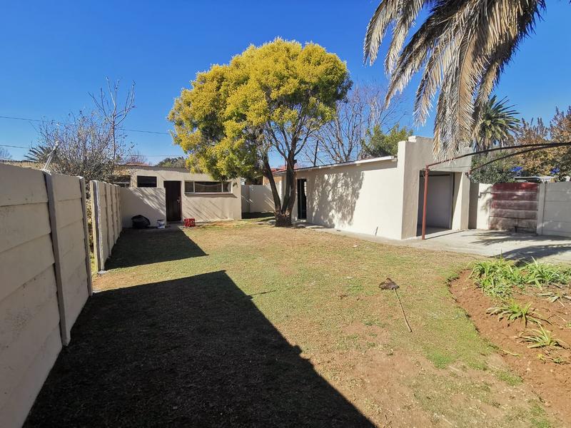 To Let 2 Bedroom Property for Rent in Strubenvale Gauteng