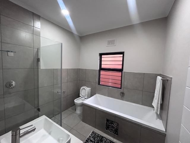 3 Bedroom Property for Sale in Rietvalleirand Gauteng