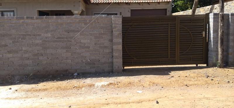 3 Bedroom Property for Sale in Drieziek Gauteng