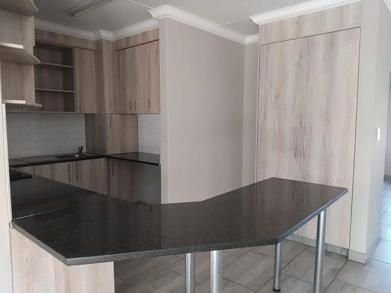To Let 2 Bedroom Property for Rent in Northgate Gauteng