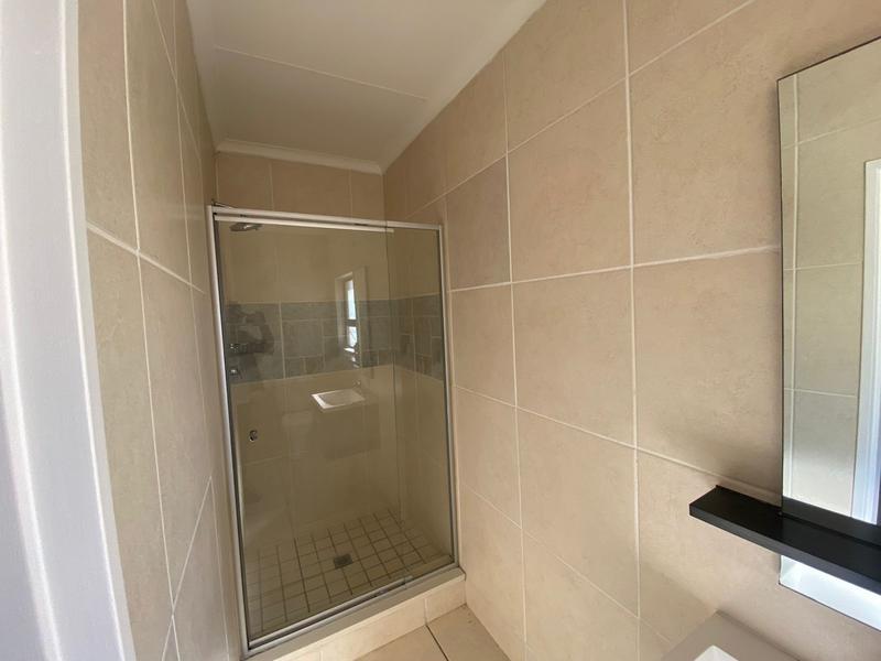 2 Bedroom Property for Sale in Noordwyk Gauteng