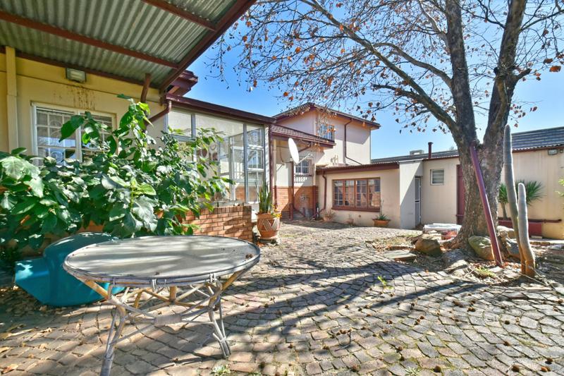 4 Bedroom Property for Sale in New Redruth Gauteng