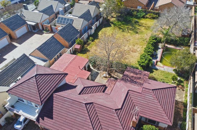 4 Bedroom Property for Sale in New Redruth Gauteng