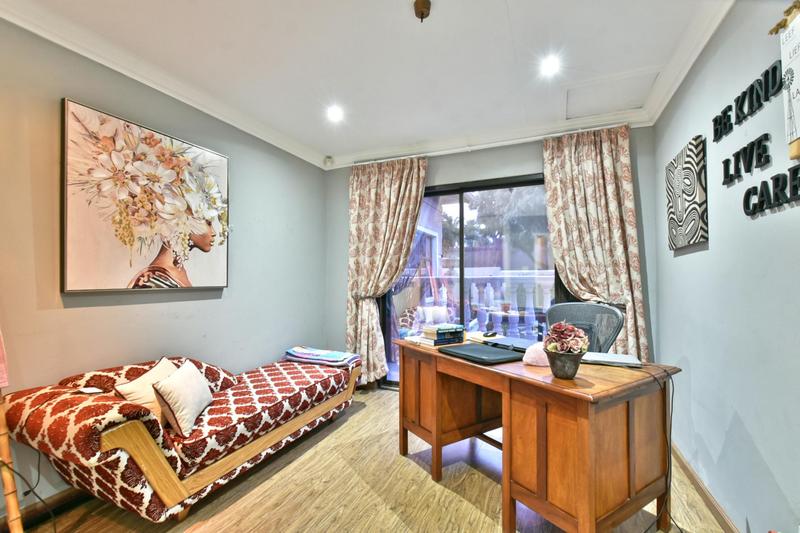 4 Bedroom Property for Sale in Bassonia Gauteng