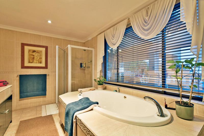 4 Bedroom Property for Sale in Bassonia Gauteng