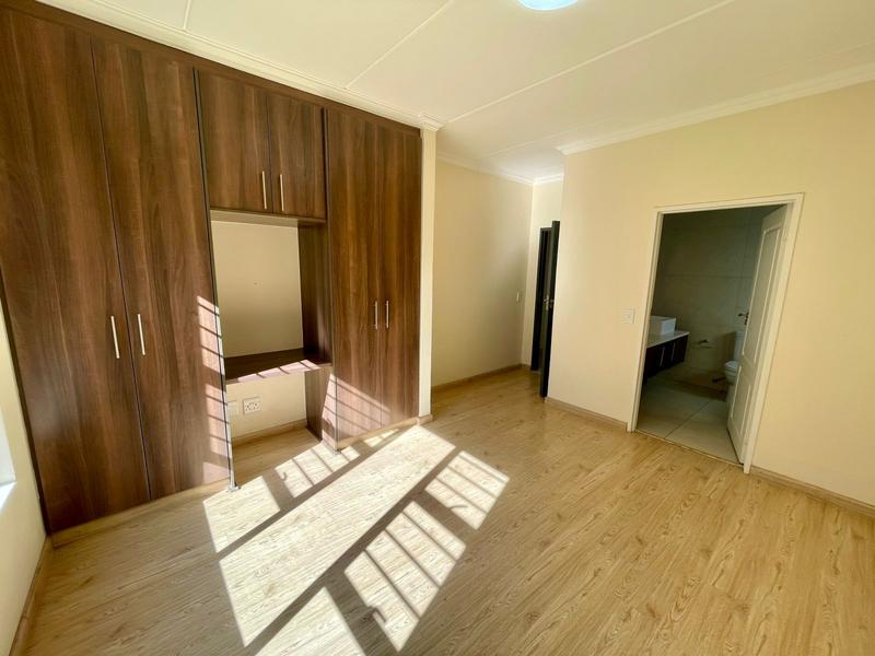 To Let 3 Bedroom Property for Rent in Edenburg Gauteng