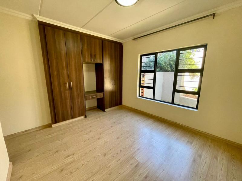 To Let 3 Bedroom Property for Rent in Edenburg Gauteng