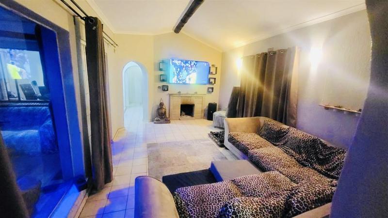 4 Bedroom Property for Sale in Jukskei Park Gauteng