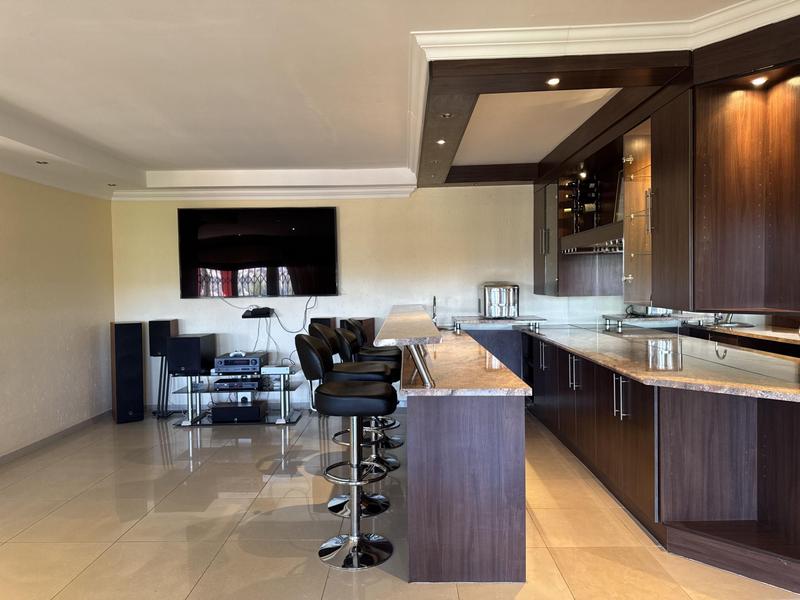 5 Bedroom Property for Sale in Rangeview Ext 4 Gauteng