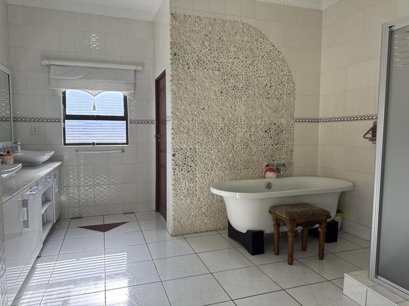 5 Bedroom Property for Sale in Rangeview Ext 4 Gauteng