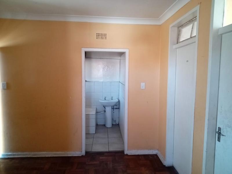 To Let 1 Bedroom Property for Rent in Jeppestown Gauteng