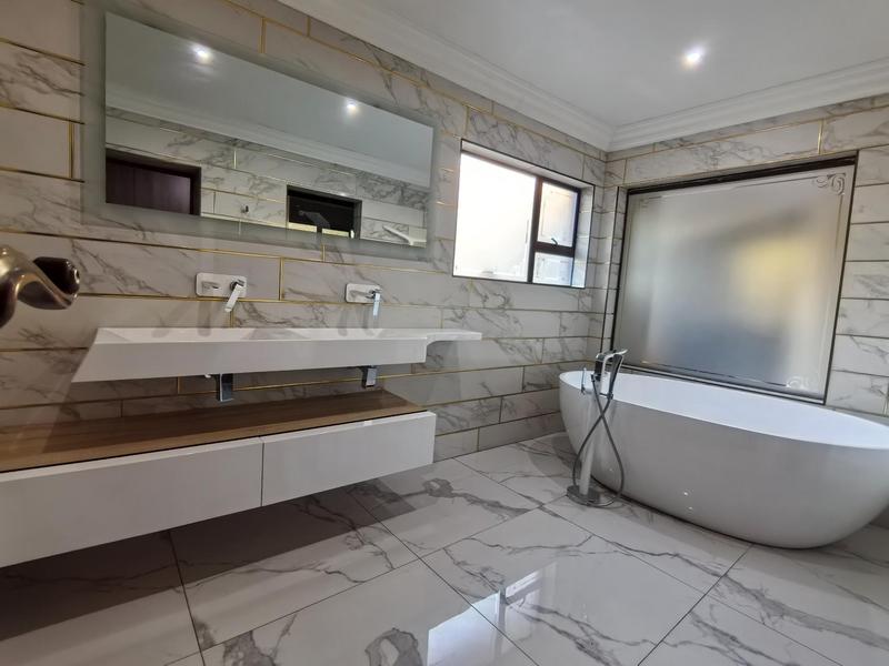 4 Bedroom Property for Sale in Bedfordview Gauteng