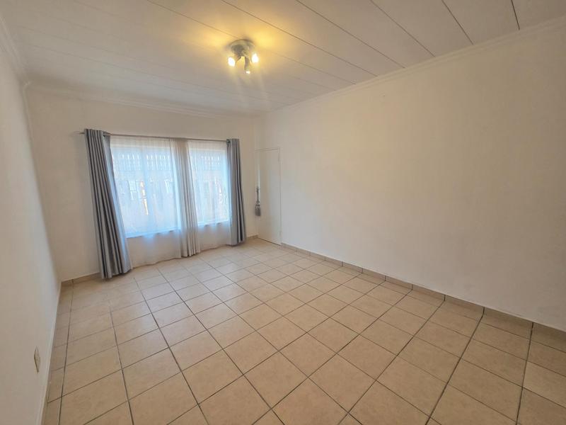 To Let 2 Bedroom Property for Rent in Erasmia Gauteng