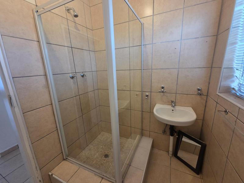 To Let 2 Bedroom Property for Rent in Erasmia Gauteng