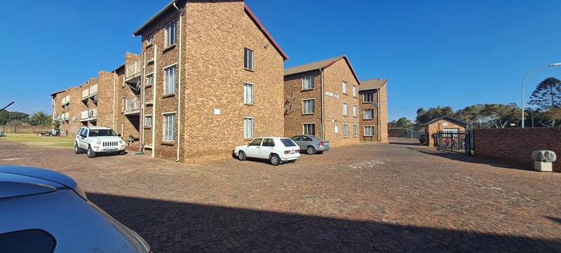2 Bedroom Property for Sale in Elspark Gauteng