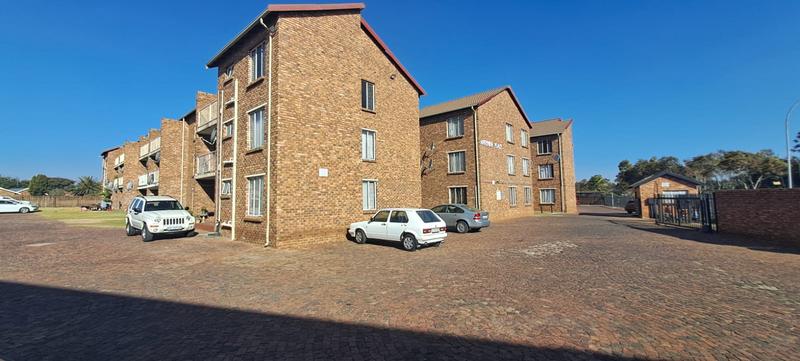 2 Bedroom Property for Sale in Elspark Gauteng