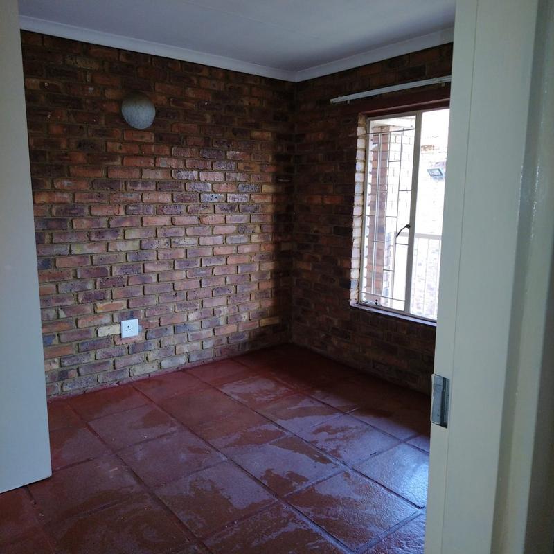 2 Bedroom Property for Sale in Elspark Gauteng