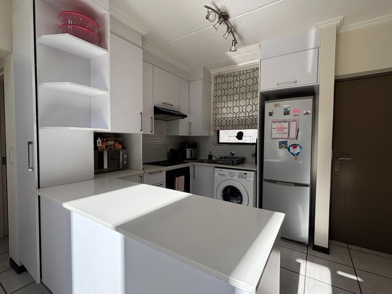 1 Bedroom Property for Sale in Paulshof Gauteng