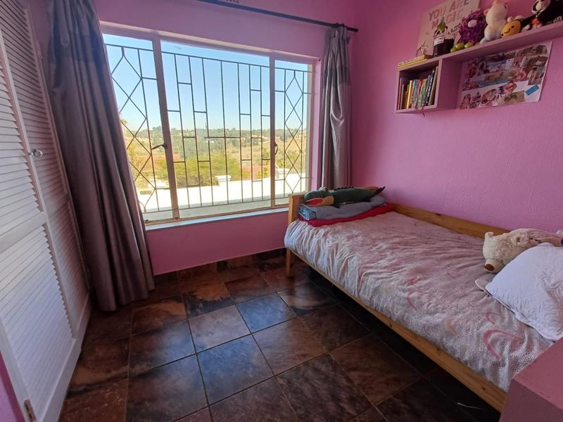 4 Bedroom Property for Sale in Kenmare Gauteng