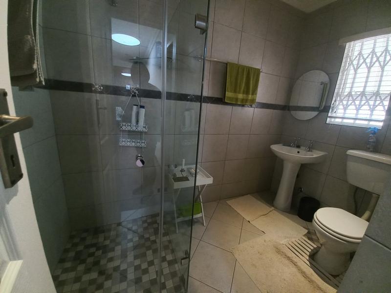 5 Bedroom Property for Sale in Noordheuwel Gauteng