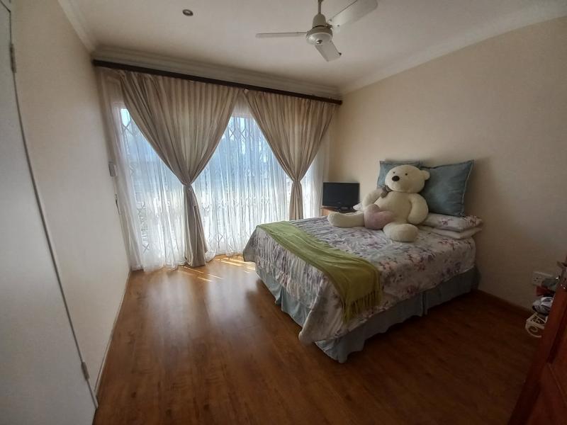 5 Bedroom Property for Sale in Noordheuwel Gauteng