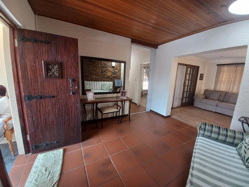 5 Bedroom Property for Sale in Noordheuwel Gauteng