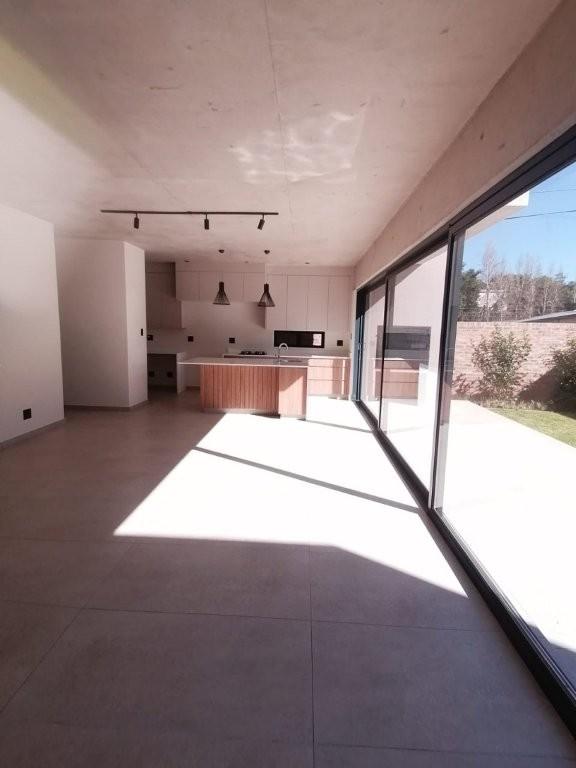 To Let 3 Bedroom Property for Rent in Waterkloof A H Gauteng