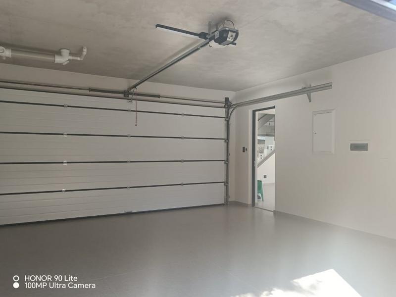 To Let 3 Bedroom Property for Rent in Waterkloof A H Gauteng