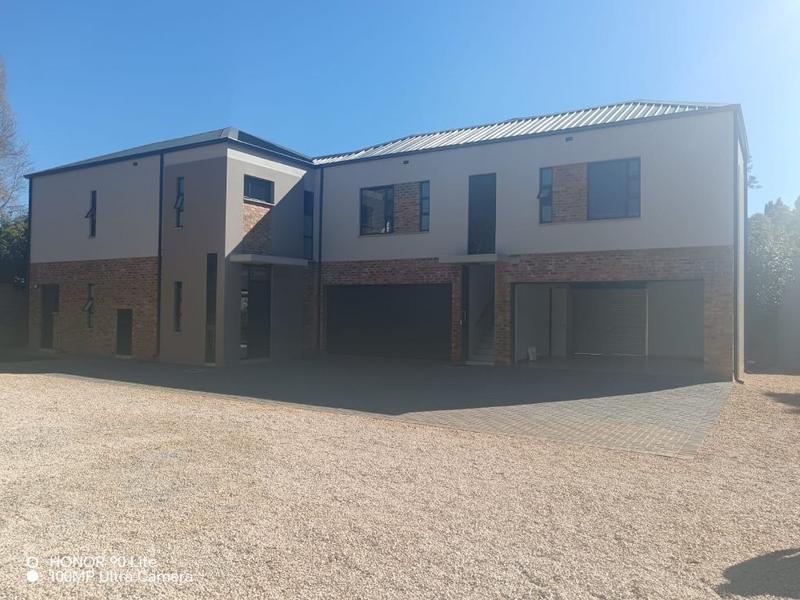 To Let 3 Bedroom Property for Rent in Waterkloof A H Gauteng