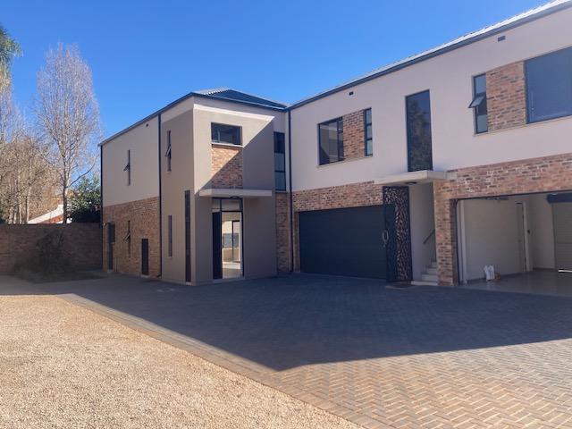 To Let 3 Bedroom Property for Rent in Waterkloof A H Gauteng