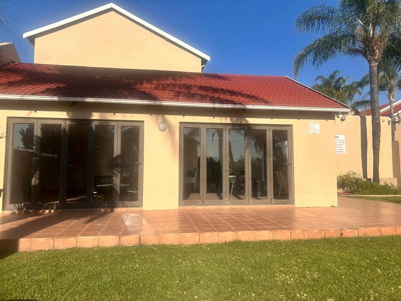 To Let 2 Bedroom Property for Rent in Vorna Valley Gauteng