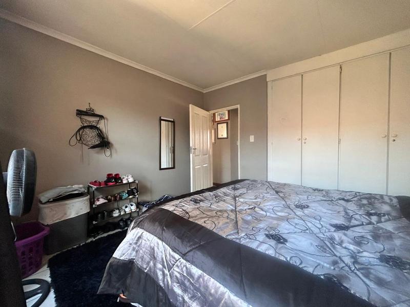 To Let 2 Bedroom Property for Rent in Vorna Valley Gauteng