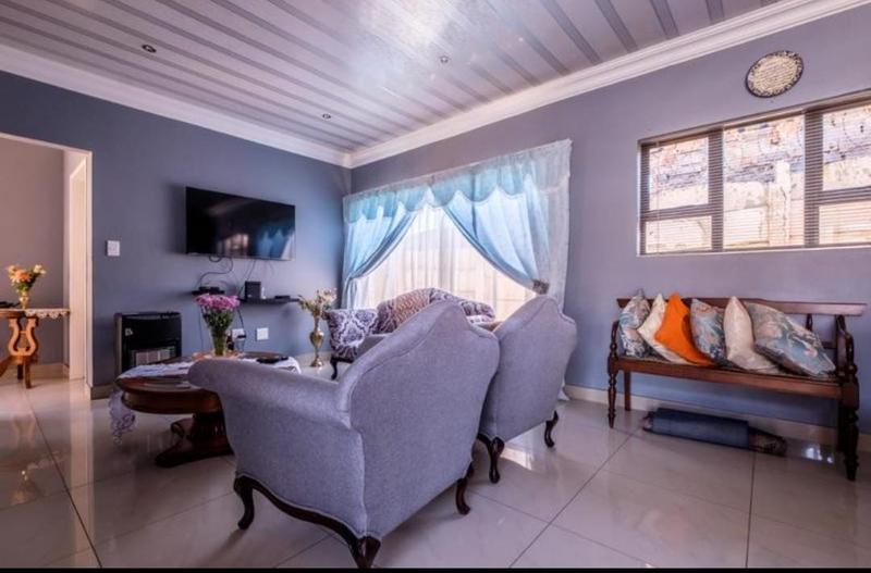 5 Bedroom Property for Sale in Sophiatown Gauteng