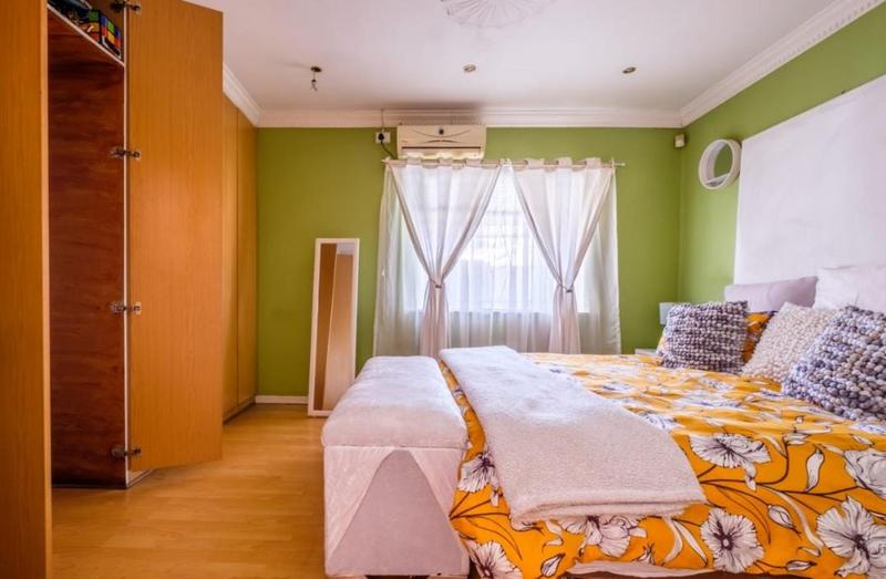 5 Bedroom Property for Sale in Sophiatown Gauteng