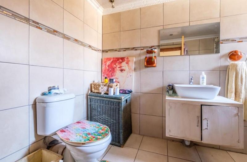 5 Bedroom Property for Sale in Sophiatown Gauteng