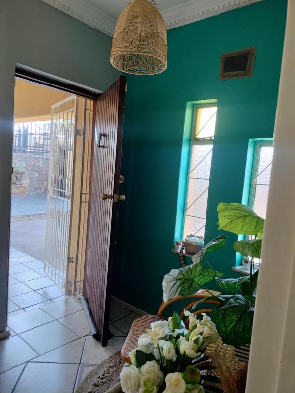 5 Bedroom Property for Sale in Sophiatown Gauteng