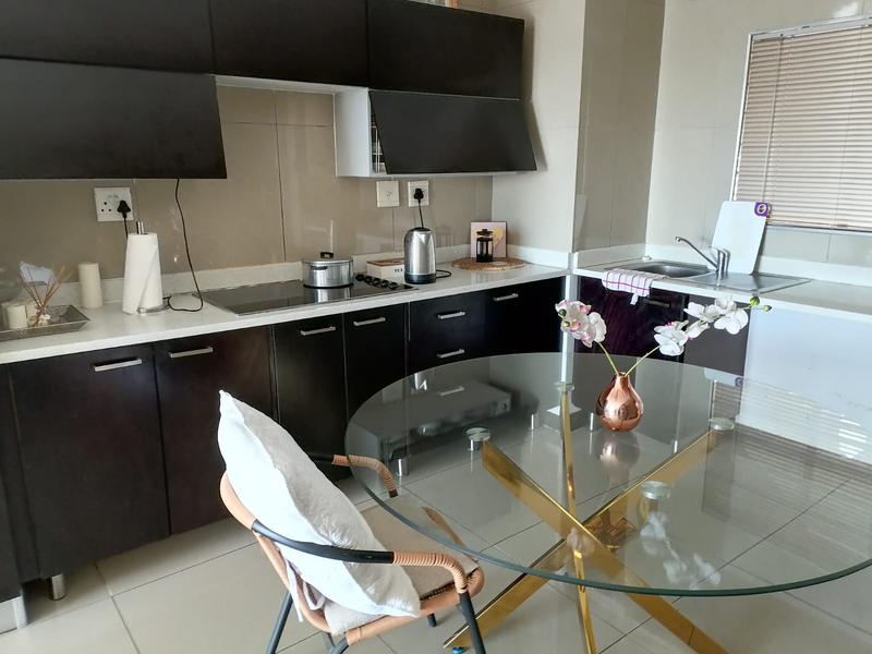2 Bedroom Property for Sale in Rooihuiskraal North Gauteng