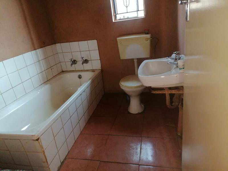 2 Bedroom Property for Sale in Tembisa Gauteng