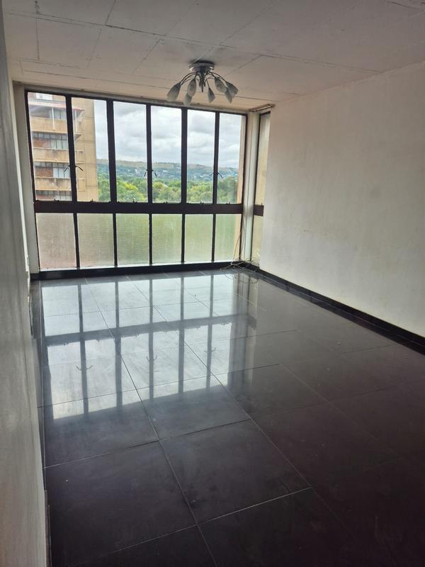 2 Bedroom Property for Sale in Kilner Park Gauteng
